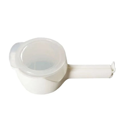 1pcs Plastic Cap Sealer Clip with Pour Spouts Snack Candy Storage Food Storage Bag Sealing Clips  Fresh Clamp Kitchen Organizer