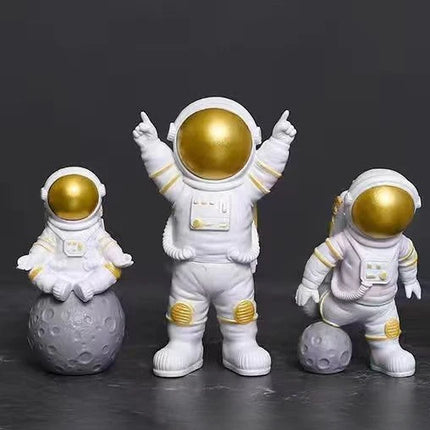 4 Pcs Astronaut Figurine Statues Educational Toy