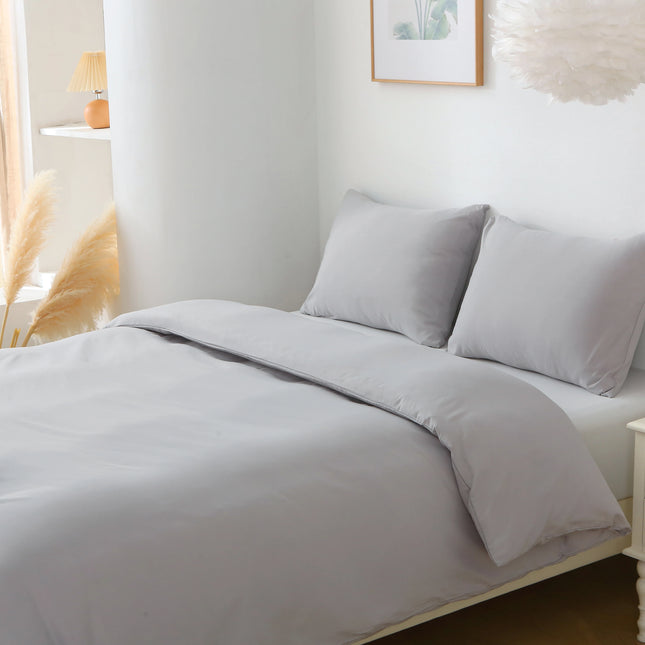 3 Pieces Solid Color Bedding Set with 1 Duvet Cover and 2 Pillow Shams, Comforter Not Included (Queen Size, Light Grey)