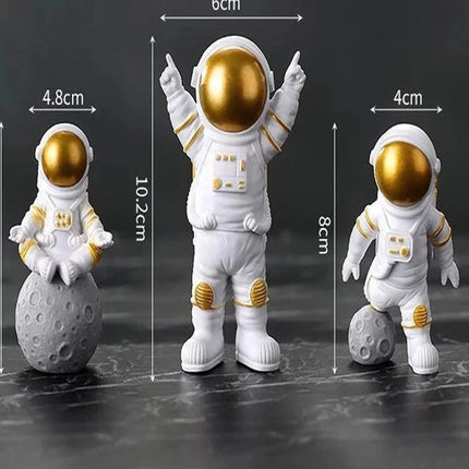 4 Pcs Astronaut Figurine Statues Educational Toy