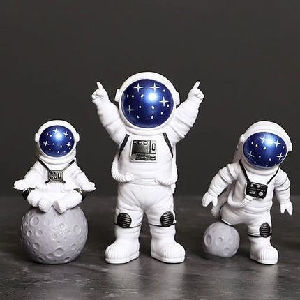 4 Pcs Astronaut Figurine Statues Educational Toy