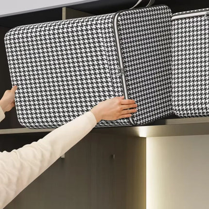 Space-Saving Quilt Storage Bag