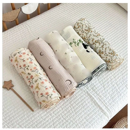 Baby Muslin Blanket 110X130cm Swaddle Blanket Gauze Thin Quilt Floral Print Double Layer Cotton Stroller Cover Kids Bedding