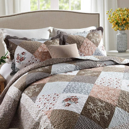 3-piece microfiber lightweight quilt bedding set with 2 pillowcases, suitable for all seasons, featuring a reversible soft cover