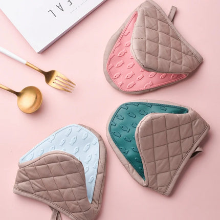 Fish-Shaped Silicone Anti-Scald Oven Gloves