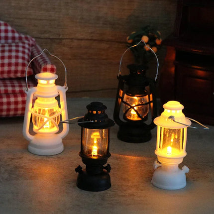 Mini Retro LED Lantern Ornament