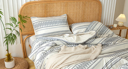 Ultra-Soft Boho Comforter Sets, Lightweight Brushed Microfiber Bohemian Chic Striped  Bedding Quilt Down Comforter Pillowsham